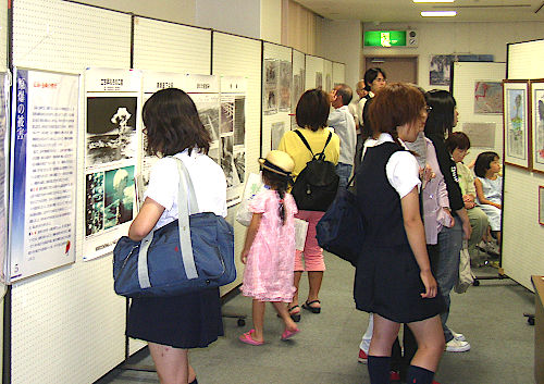 原爆絵画展